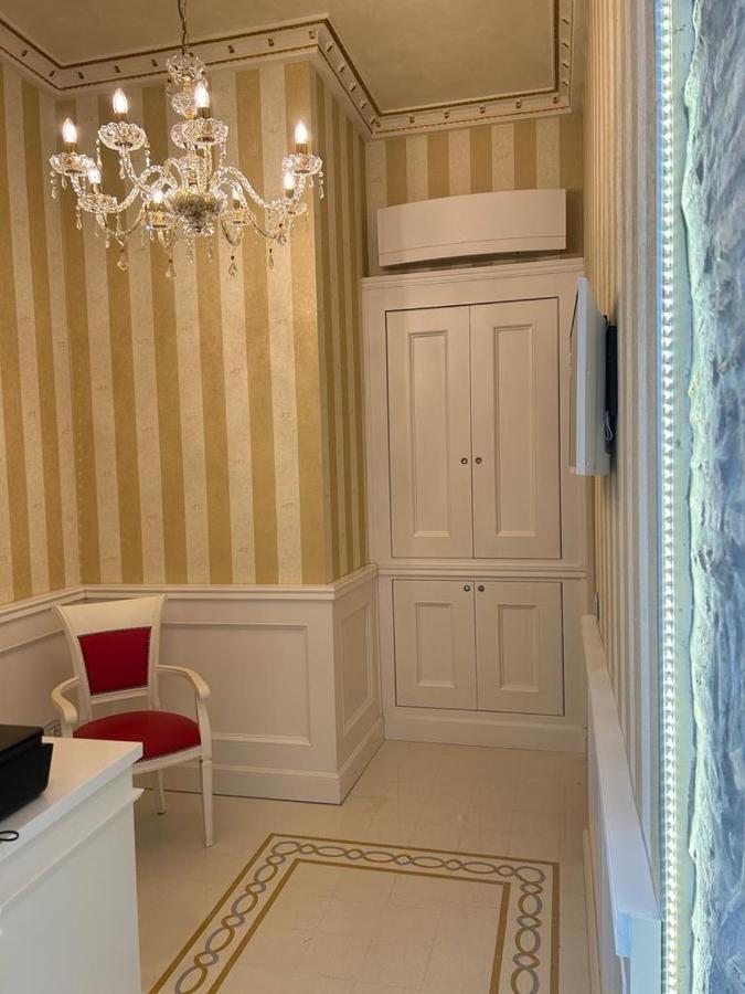 Piazza Venezia Luxury Suite Roma Exterior foto