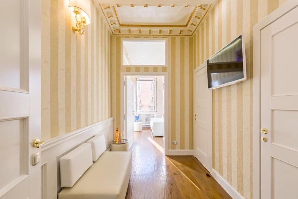 Piazza Venezia Luxury Suite Roma Exterior foto