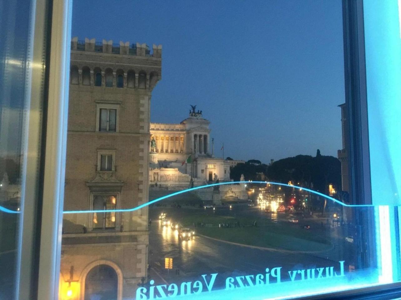 Piazza Venezia Luxury Suite Roma Exterior foto
